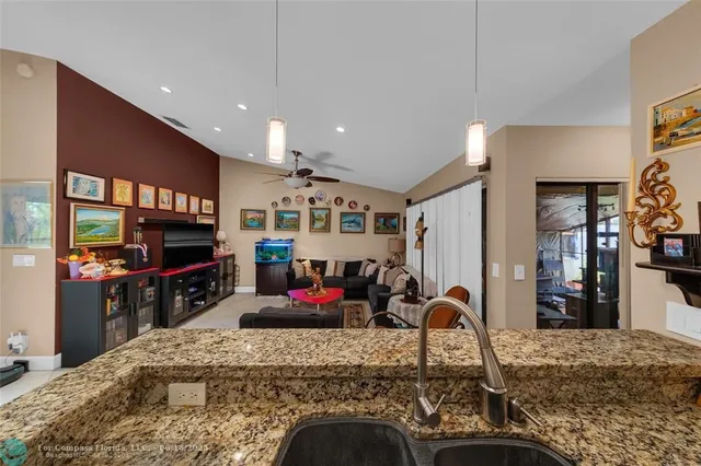 $333,333 | 3074 South Oakland Forest Drive, Unit 702, Oakland Park, FL 33309