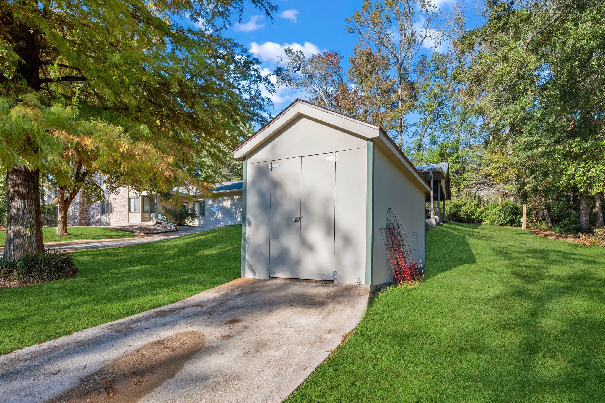 141 White Oak Street Point Blank, TX 77364 - Photo 29 of 30