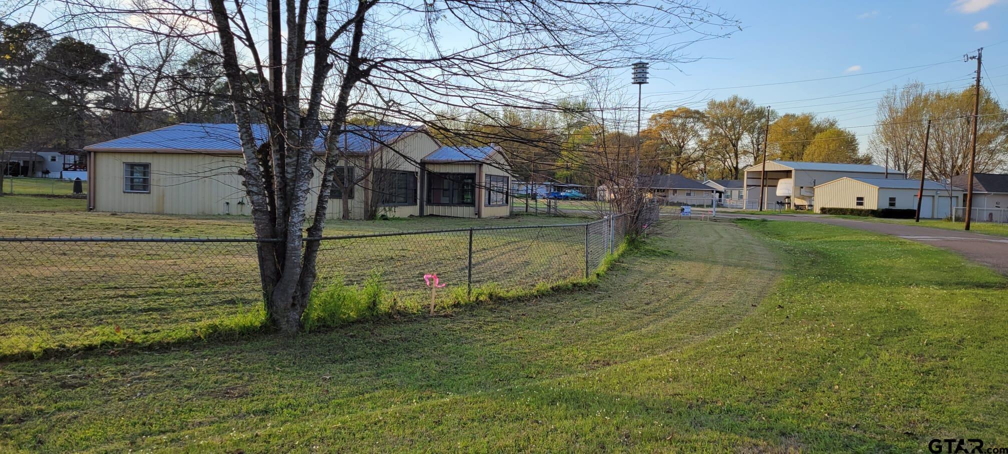 4584 Sunrise Drive Chandler, TX 75758 - Photo 23 of 28
