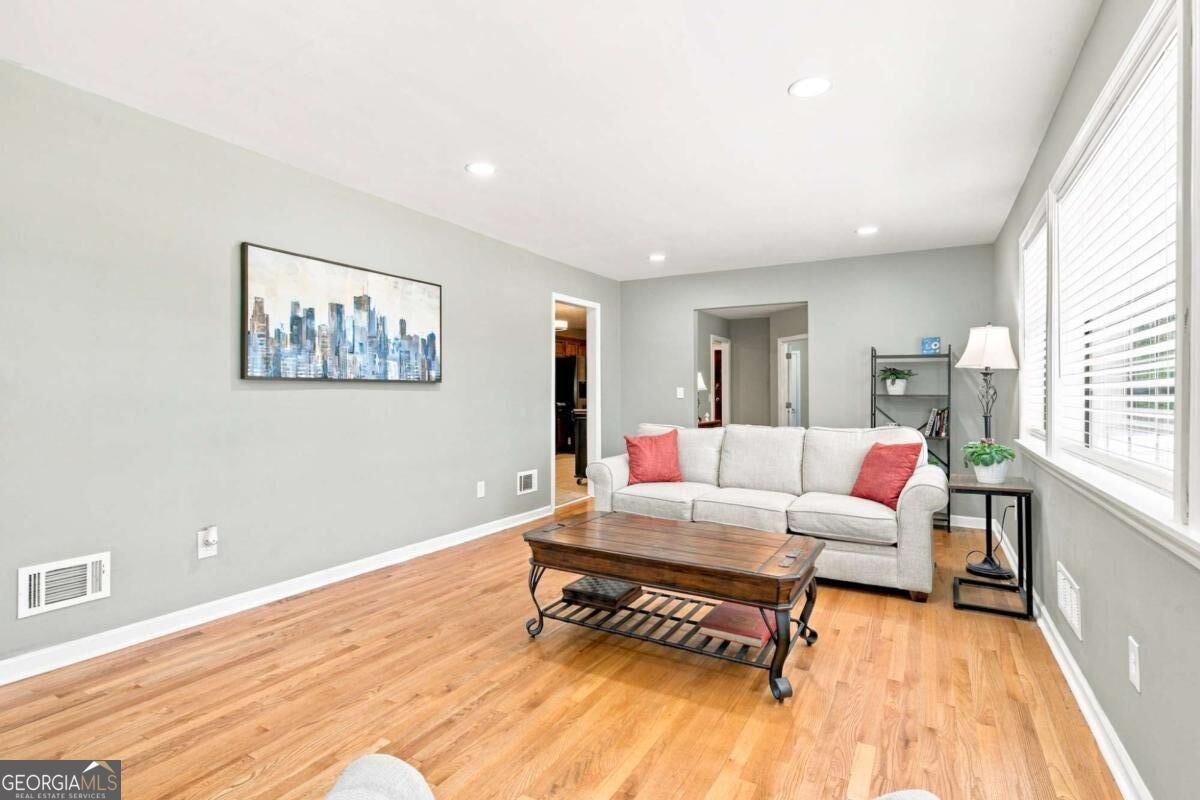 1100 Boat Rock Road Southwest Atlanta, GA 30331 - Photo 11 of 27 Gallery Image 11