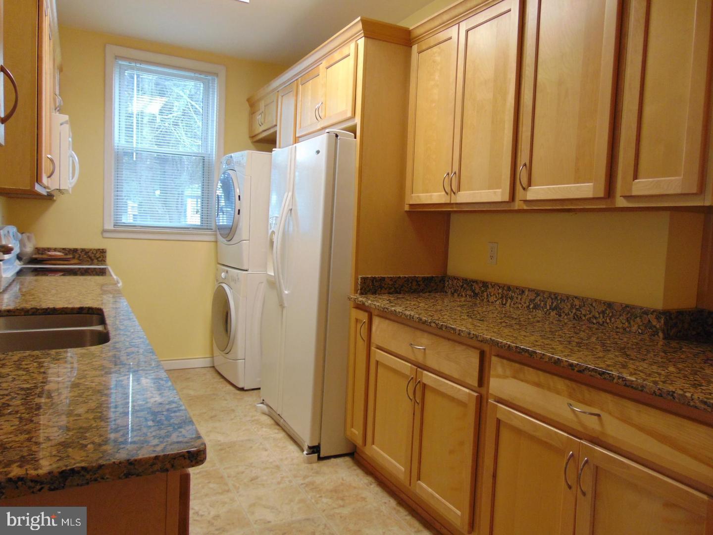12916 Community Road Baltimore, MD 21220 - Photo 12 of 25 Remodelled Kitchen..Beautiful !