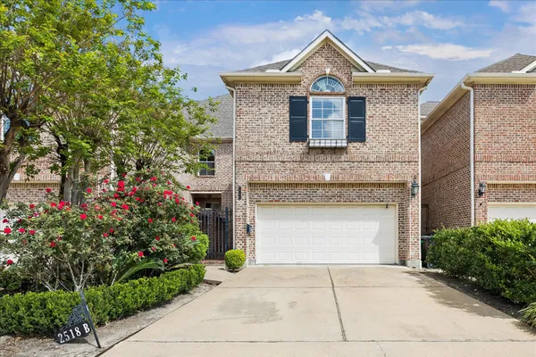 $750,000 | 2518 Sheridan Street, Unit B, Houston, TX 77005