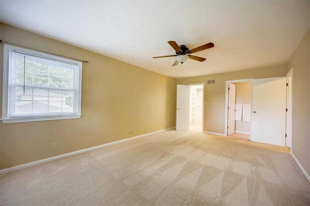6127 Wexford Road Indianapolis, IN 46220 - Photo 19 of 39