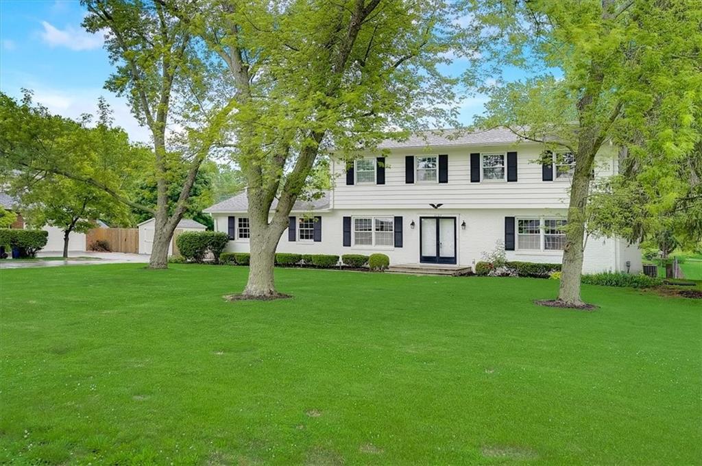 6127 Wexford Road Indianapolis, IN 46220 - Photo 3 of 39