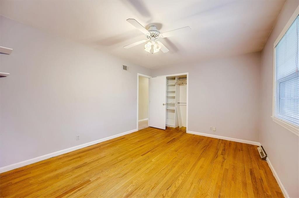 6127 Wexford Road Indianapolis, IN 46220 - Photo 25 of 39