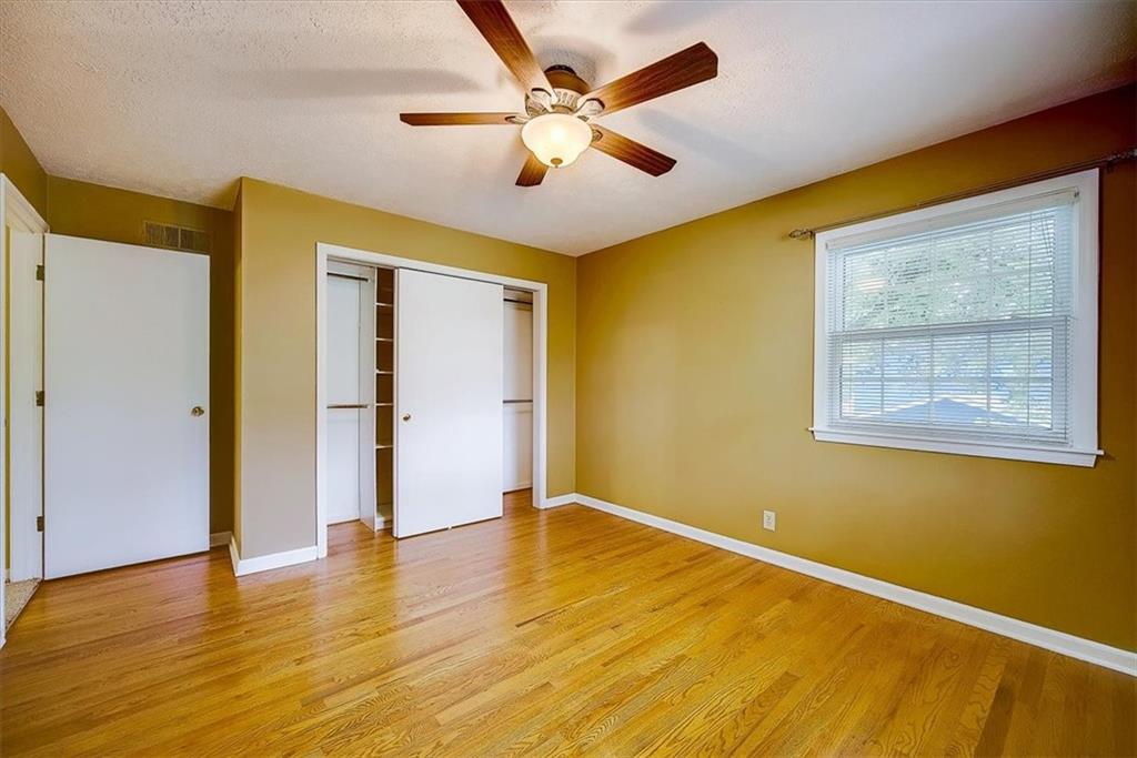 6127 Wexford Road Indianapolis, IN 46220 - Photo 28 of 39