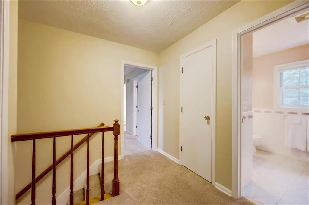 6127 Wexford Road Indianapolis, IN 46220 - Photo 29 of 39