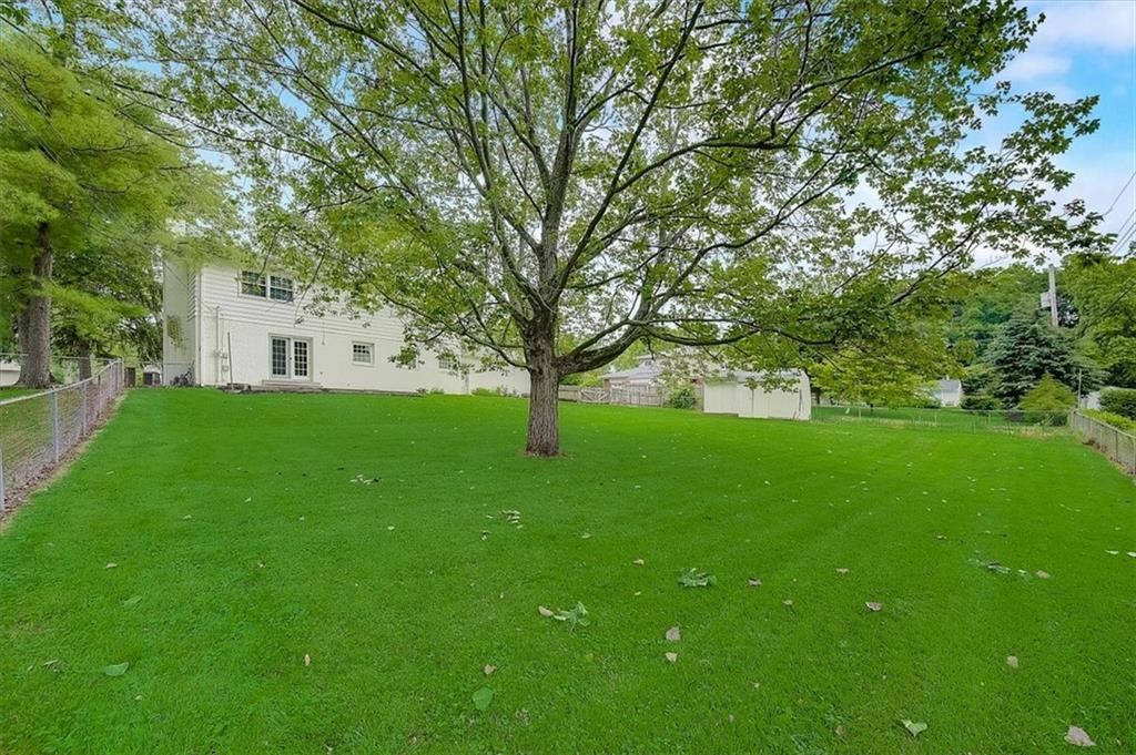 6127 Wexford Road Indianapolis, IN 46220 - Photo 36 of 39