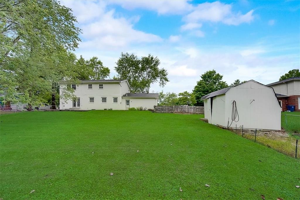 6127 Wexford Road Indianapolis, IN 46220 - Photo 37 of 39
