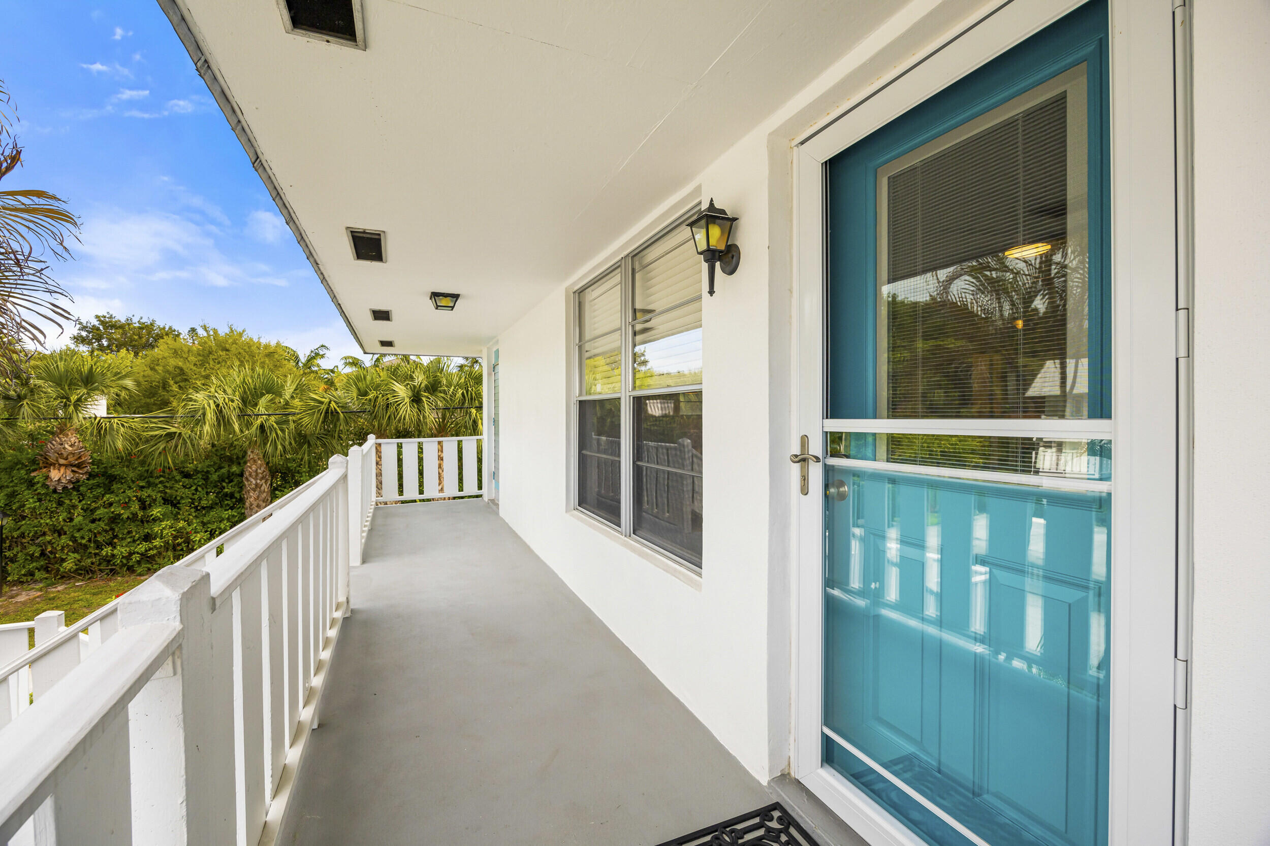 2929 Southeast Ocean Boulevard, Unit 10510 Stuart, FL 34996 - Photo 18 of 37 a view of balcony