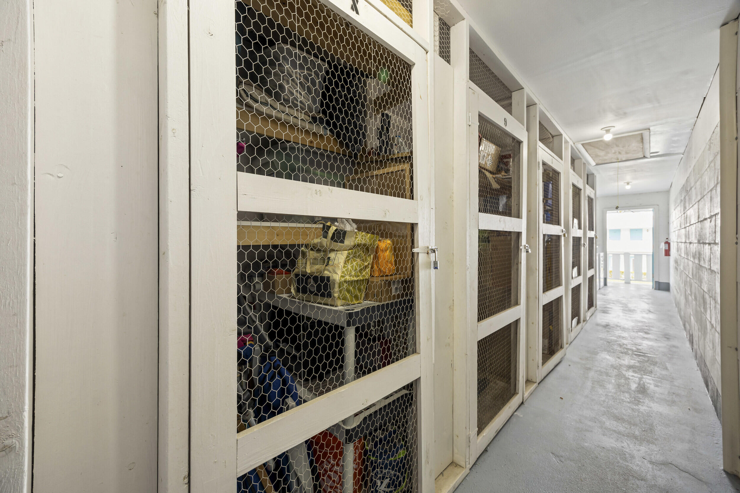 2929 Southeast Ocean Boulevard, Unit 10510 Stuart, FL 34996 - Photo 21 of 37 a view of hallway
