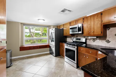 $399,000 | 7214 Teaberry Drive, Austin, TX 78745