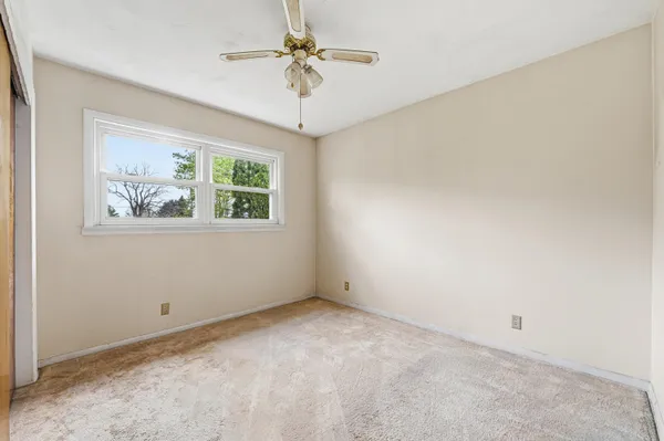$319,900 | 9027 West V Avenue, Schoolcraft, MI 49087
