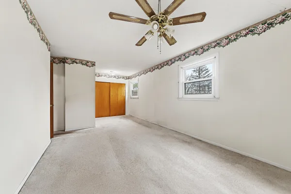 $319,900 | 9027 West V Avenue, Schoolcraft, MI 49087