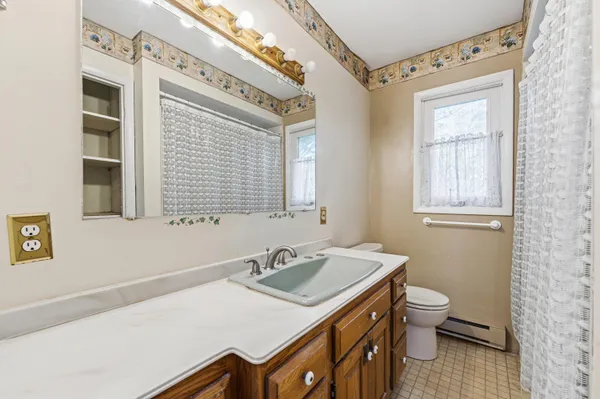 $319,900 | 9027 West V Avenue, Schoolcraft, MI 49087