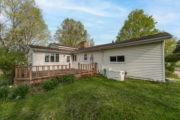 $319,900 | 9027 West V Avenue, Schoolcraft, MI 49087