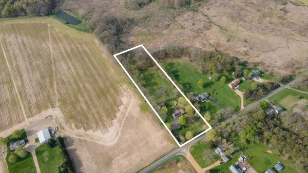 $319,900 | 9027 West V Avenue, Schoolcraft, MI 49087