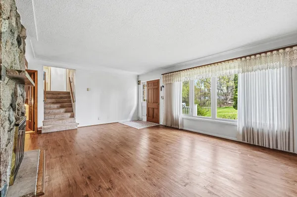 $319,900 | 9027 West V Avenue, Schoolcraft, MI 49087
