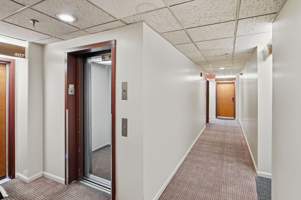 314 Riverside Avenue, Unit 408 Medford, MA 02155 - Photo 20 of 36