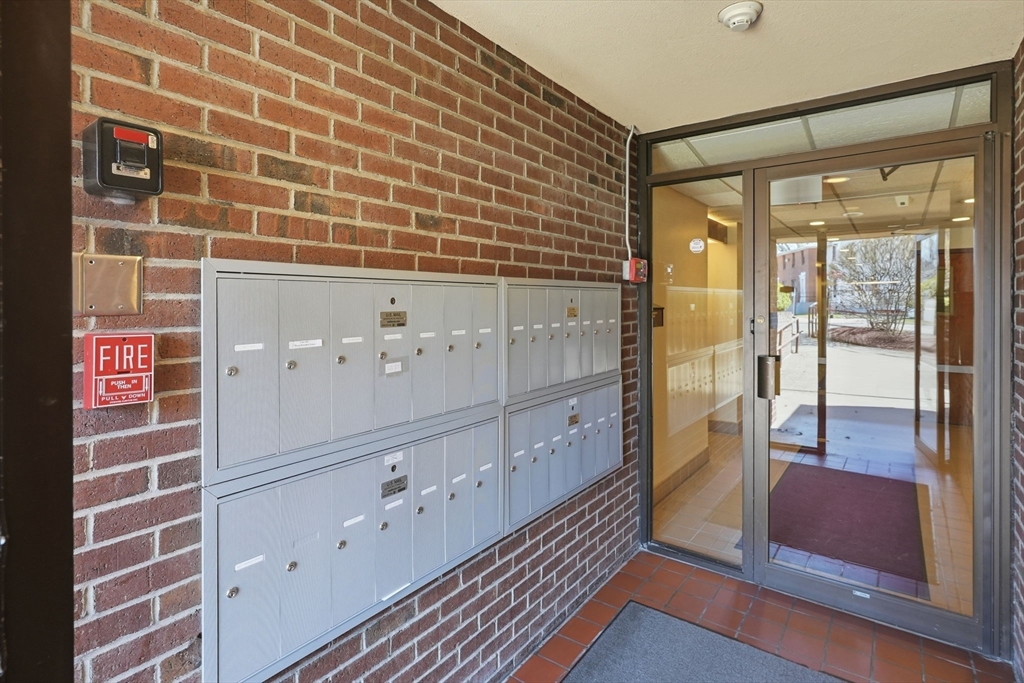 314 Riverside Avenue, Unit 408 Medford, MA 02155 - Photo 21 of 36