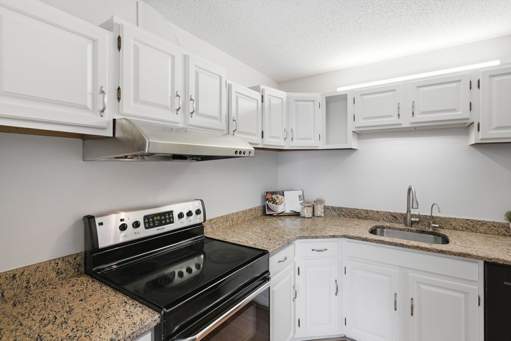 314 Riverside Avenue, Unit 408 Medford, MA 02155 - Photo 10 of 36