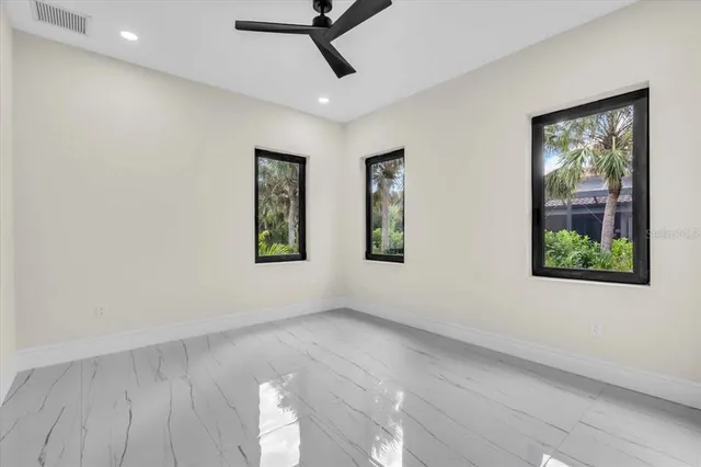 $1,848,890 | 4980 Top Sail Drive, Nokomis, FL 34275