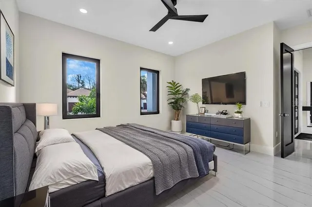 $1,848,890 | 4980 Top Sail Drive, Nokomis, FL 34275