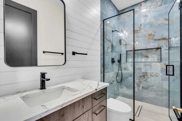 $1,848,890 | 4980 Top Sail Drive, Nokomis, FL 34275