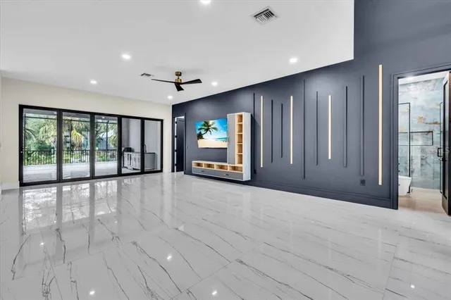 $1,848,890 | 4980 Top Sail Drive, Nokomis, FL 34275