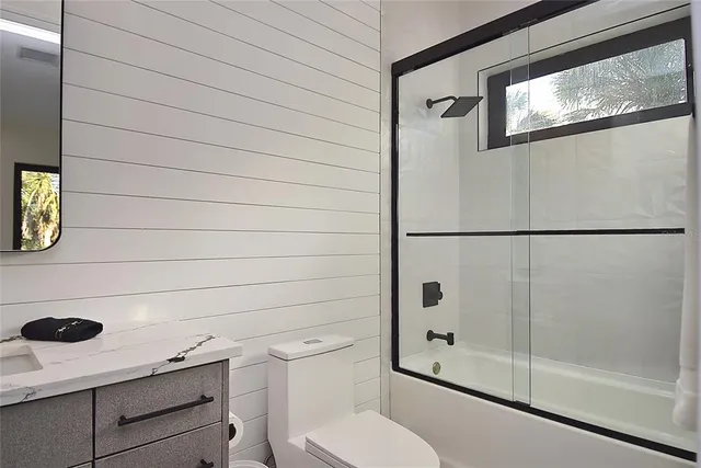 $1,699,900 | 4980 Top Sail Drive, Nokomis, FL 34275