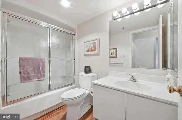 $400,000 | 3330 North Leisure World Boulevard, Unit 5204, Silver Spring, MD 20906