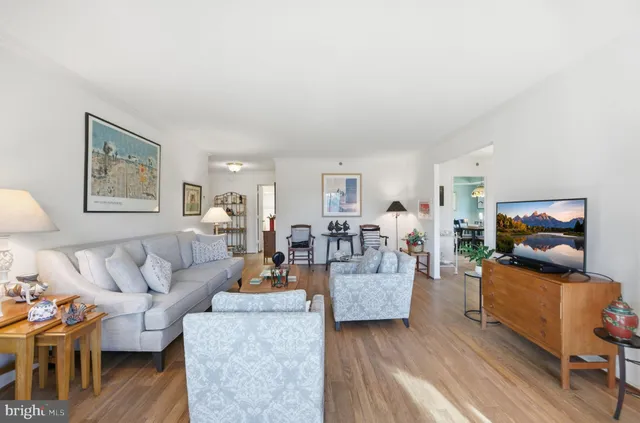 $400,000 | 3330 North Leisure World Boulevard, Unit 5204, Silver Spring, MD 20906