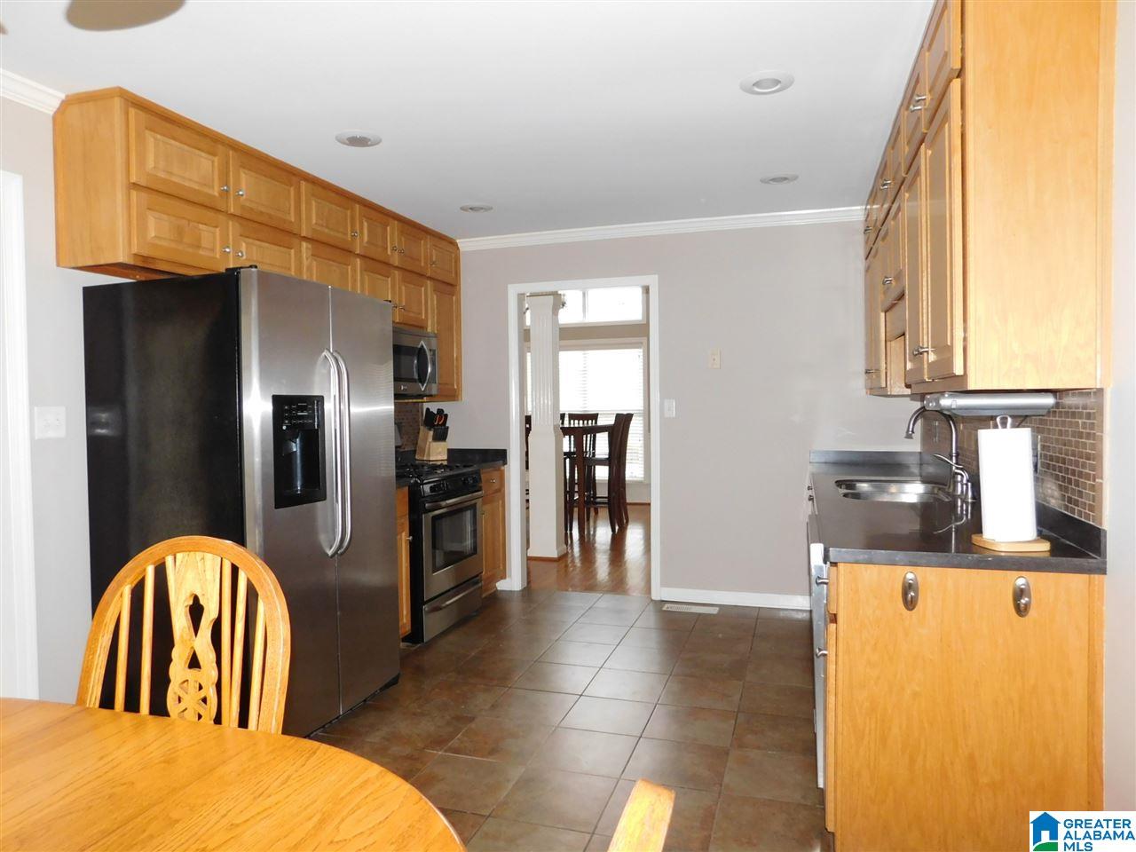 2013 Magnolia Road Leeds, AL 35094 - Photo 10 of 44