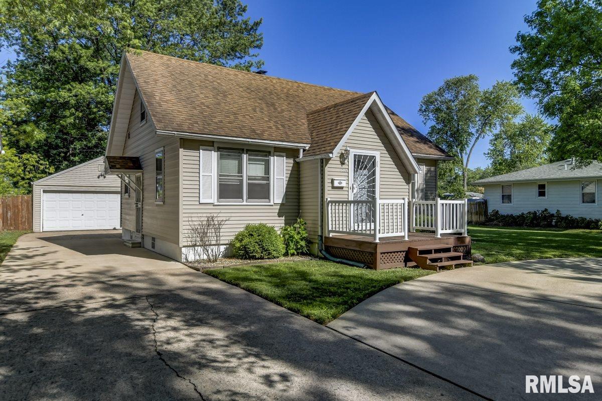 3229 Rita Avenue Springfield, IL 62703 - Photo 1 of 36