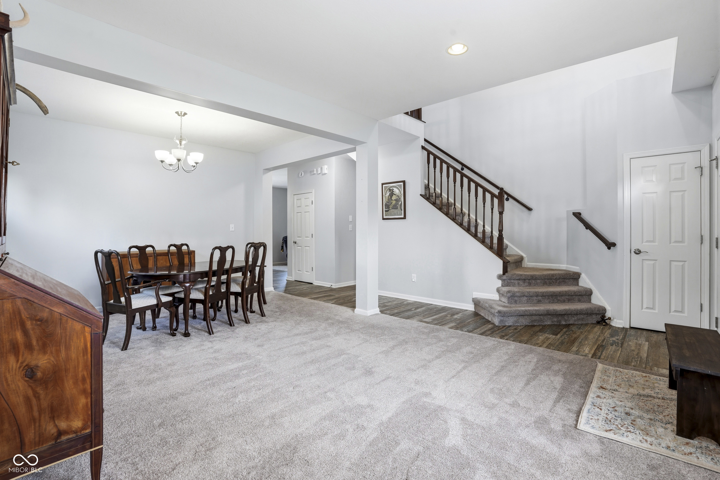 2501 Autumn Road Indianapolis, IN 46229 - Photo 4 of 33