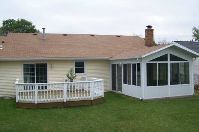 1300 Hampton Road Washington, IL 61571 - Photo 2 of 8 Gallery Image 2