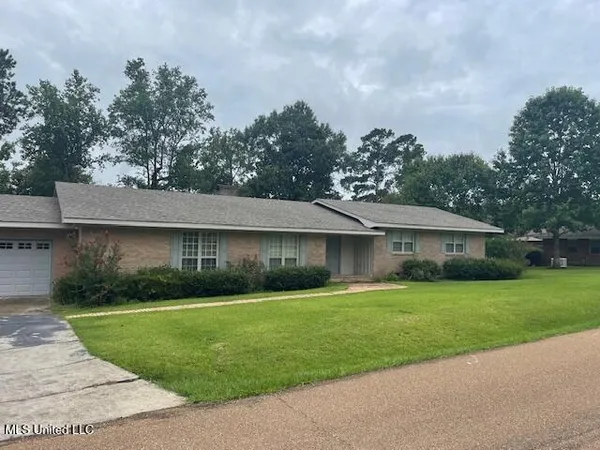 $198,000 | 808 Oak Street, Tylertown, MS 39667