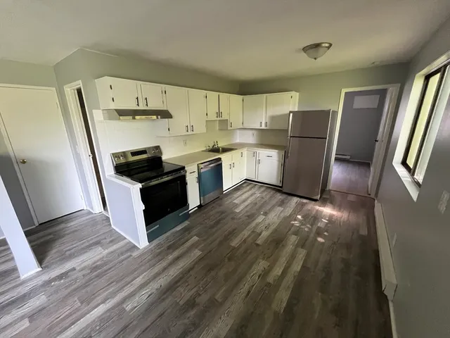 $1,200,000 | 8 New Plainville Road, New Bedford, MA 02745