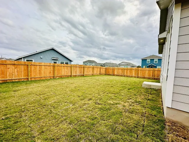 $1,699 | 100 Louisa Lane, Jarrell, TX 76537