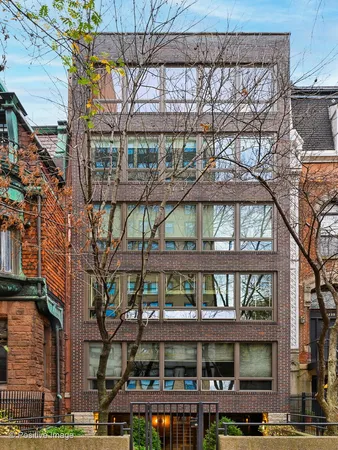 $959,000 | 1241 North Dearborn Street, Unit 4, Chicago, IL 60610