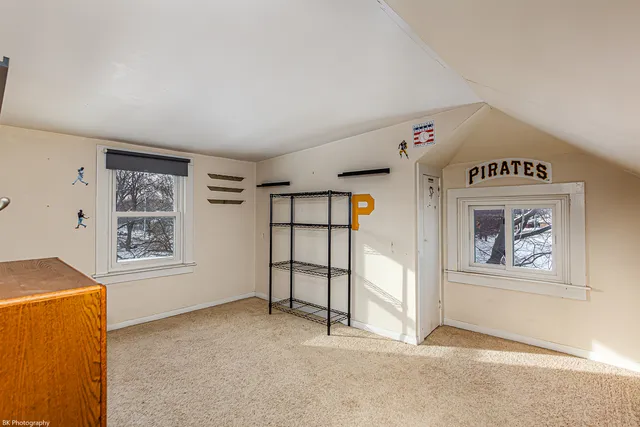 $299,900 | 9801 Washington Avenue, Oak Lawn, IL 60453