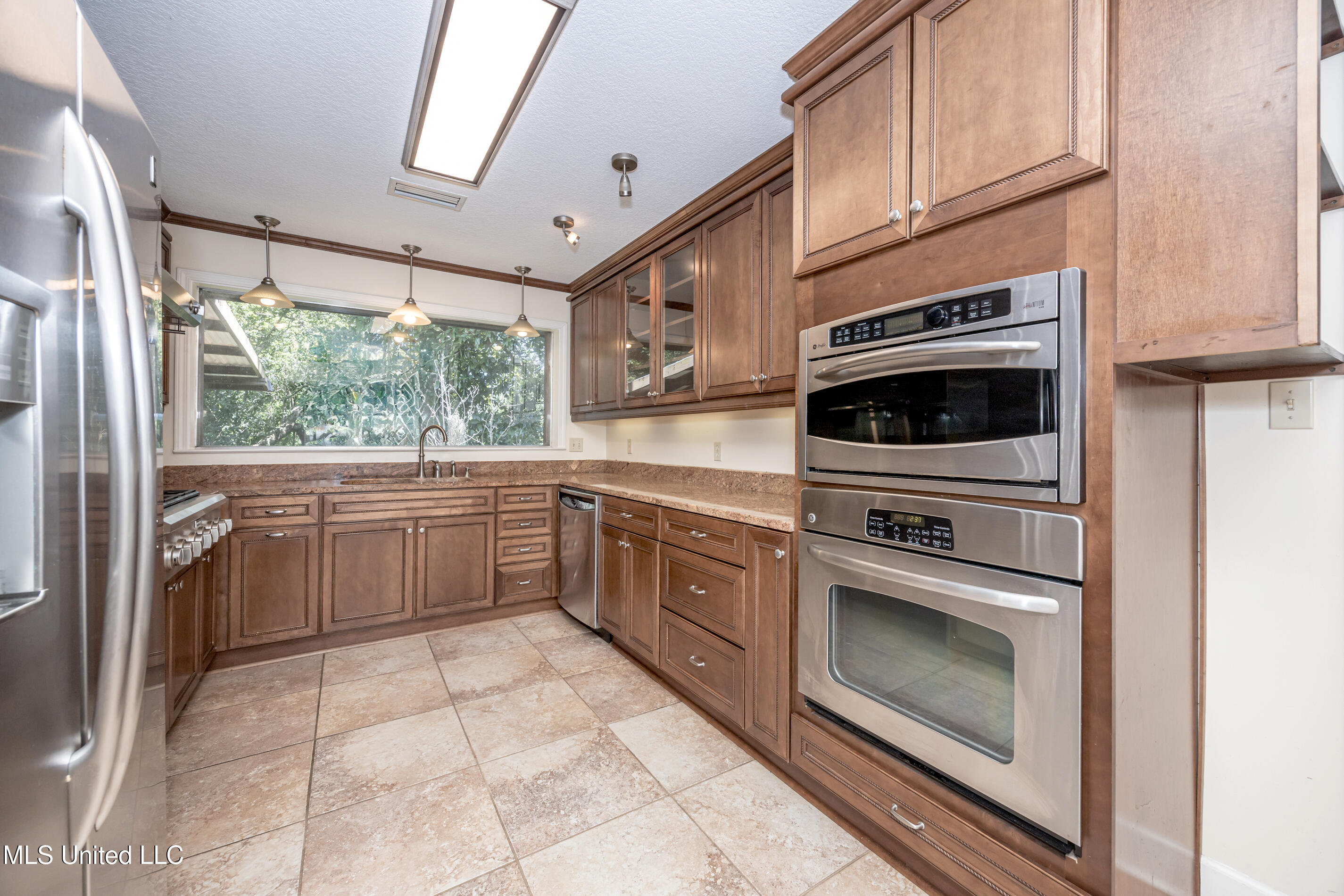 416 Jackson Avenue Ocean Springs, MS 39564 - Photo 28 of 92 IMG_4257