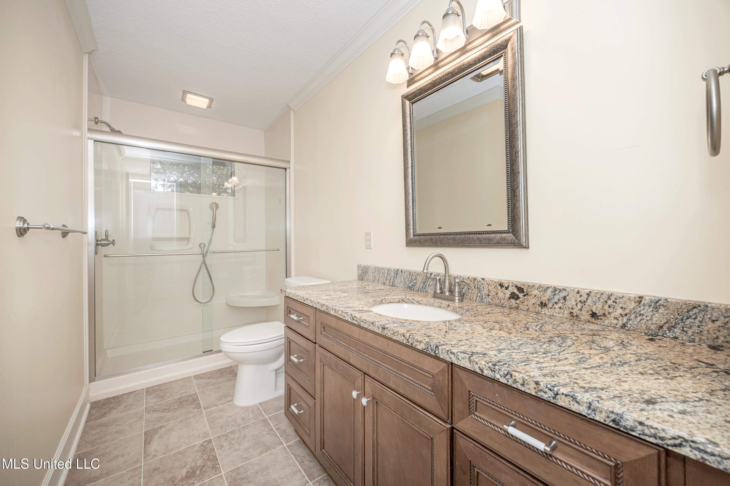 416 Jackson Avenue Ocean Springs, MS 39564 - Photo 35 of 92 IMG_4262