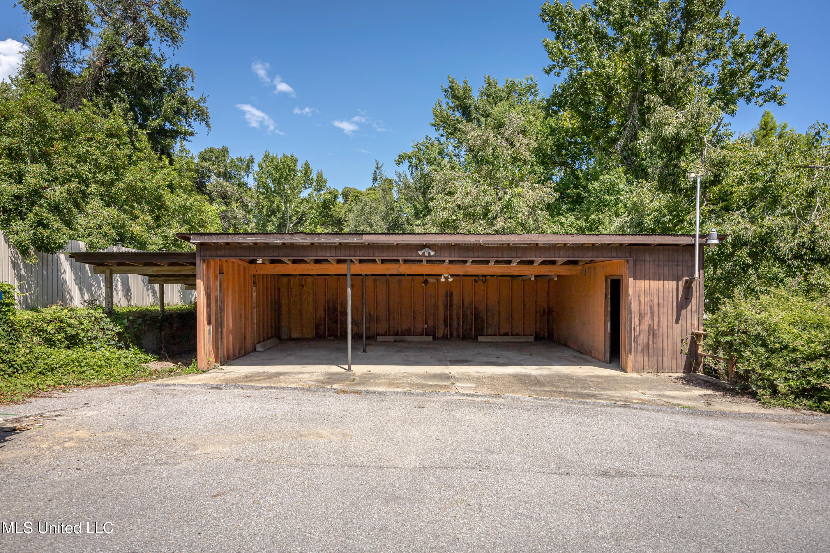 416 Jackson Avenue Ocean Springs, MS 39564 - Photo 64 of 92 IMG_4321