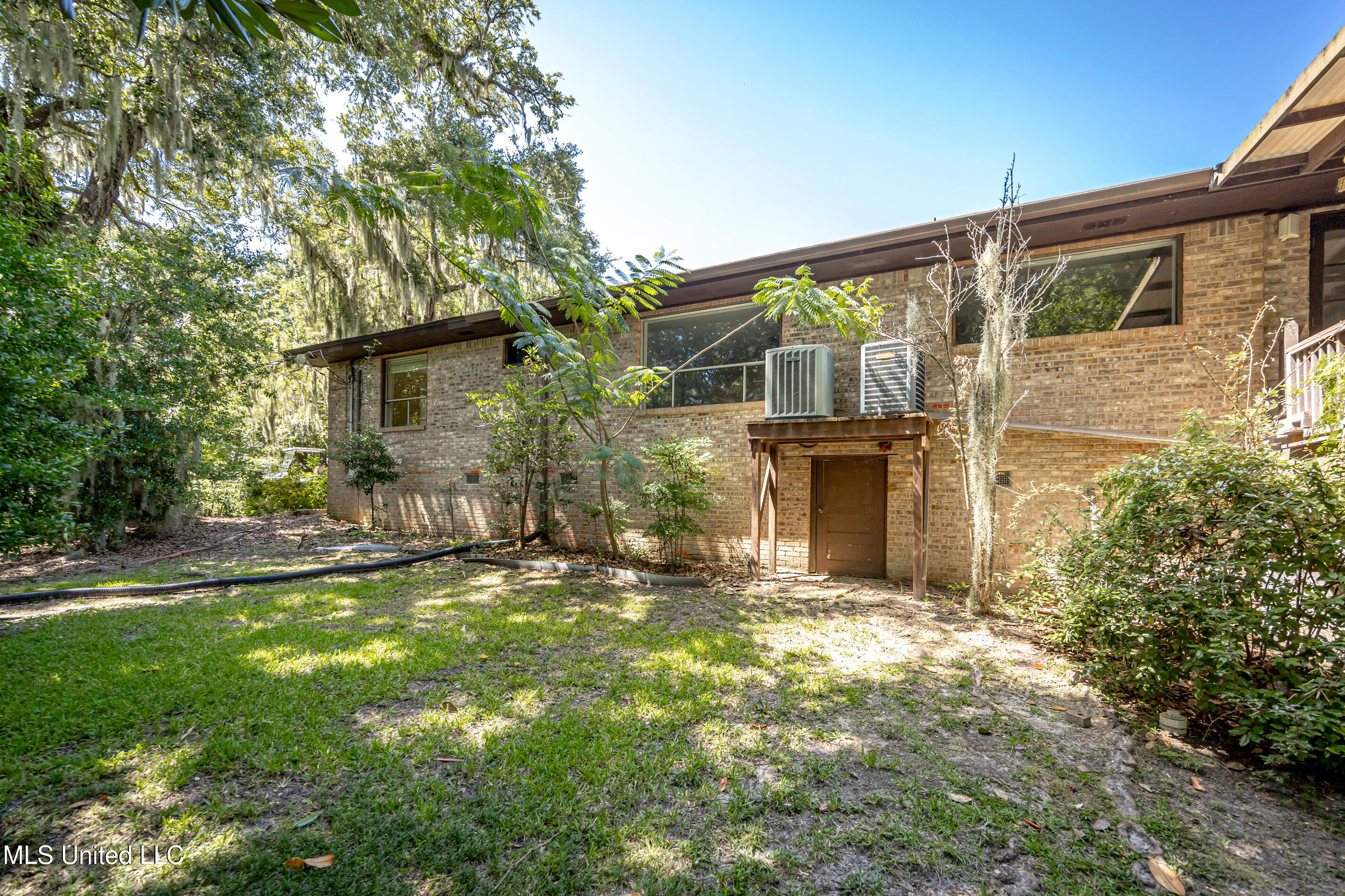 416 Jackson Avenue Ocean Springs, MS 39564 - Photo 83 of 92 IMG_4383