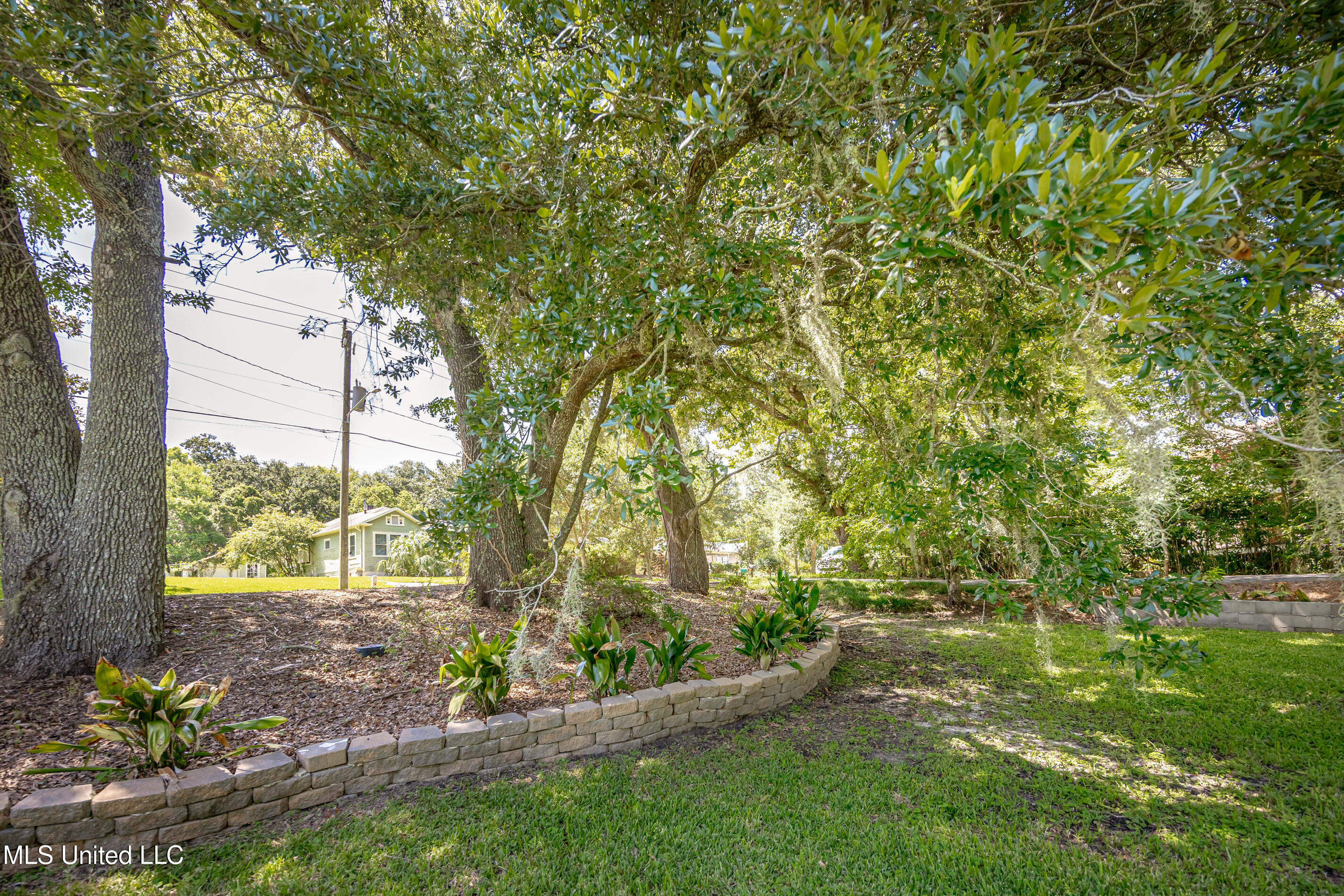 416 Jackson Avenue Ocean Springs, MS 39564 - Photo 89 of 92 IMG_4407