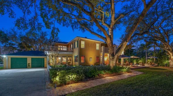 $3,299,000 | 100 Sarasota Road, Belleair, FL 33756