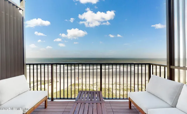 $3,500 | 601 1st Street South, Unit 3G, Jacksonville Beach, FL 32250