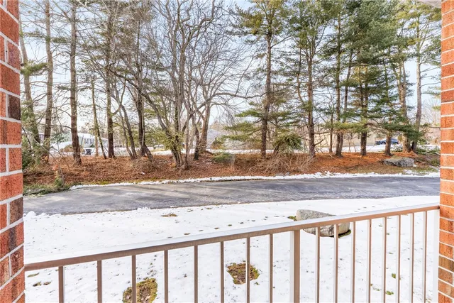 $3,200 | 30 Argyle Avenue, Unit 109, East Providence, RI 02915