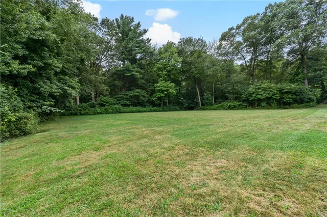 $3,200 | 30 Argyle Avenue, Unit 109, East Providence, RI 02915